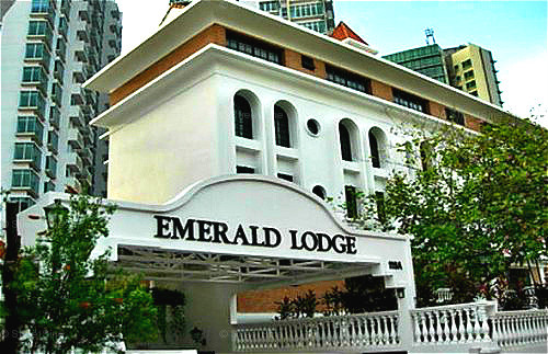 Emerald Lodge project photo thumbnail